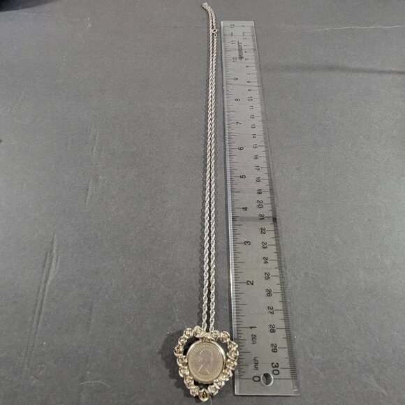 Queen Elizbeth II Sixpence Coin Heart Necklace Silvertone Vintage Monarchy 29" - Picture 3 of 6